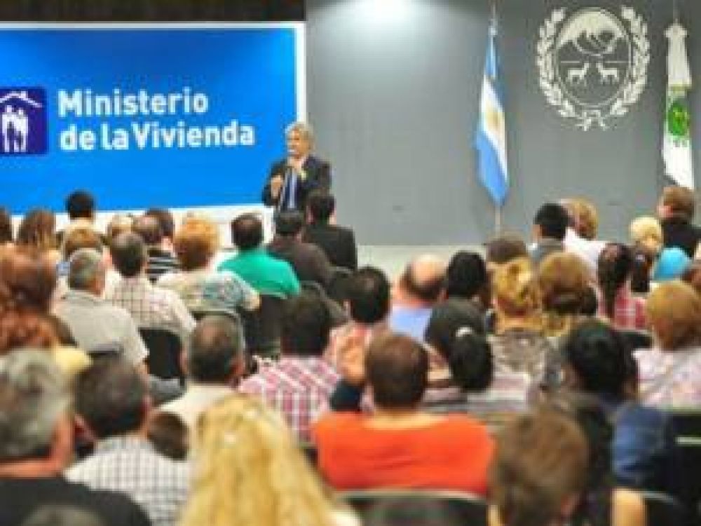 La Provincia readjudic� 38 viviendas