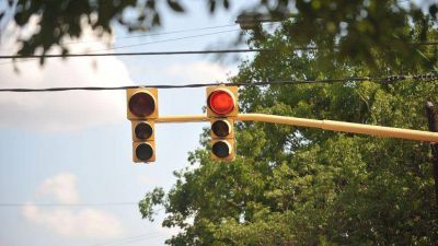 Desde el pr�ximo martes no se podr� girar a la izquierda en avenida Espa�a