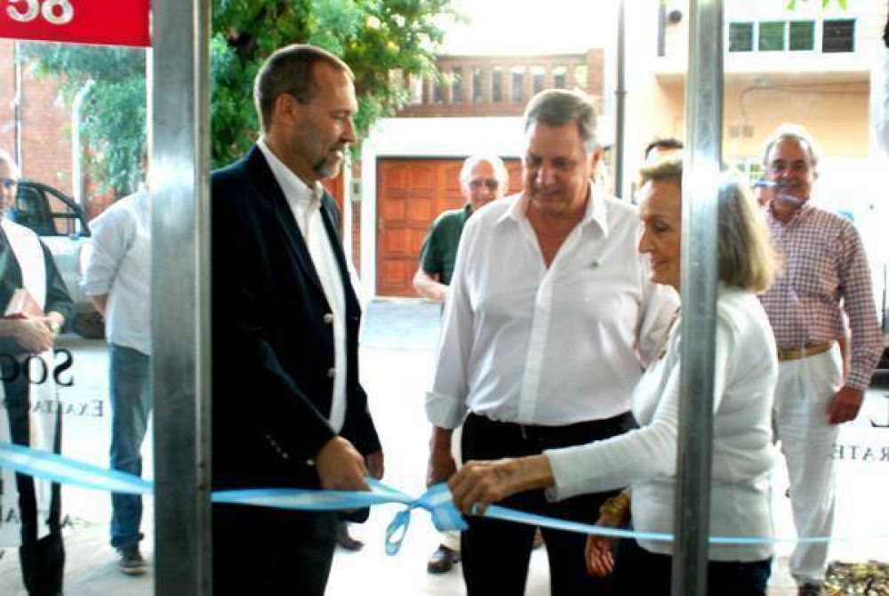 Inaugur� la Sociedad Rural su sede en la ciudad de Z�rate
