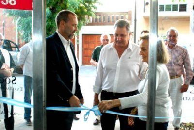 Inaugur� la Sociedad Rural su sede en la ciudad de Z�rate