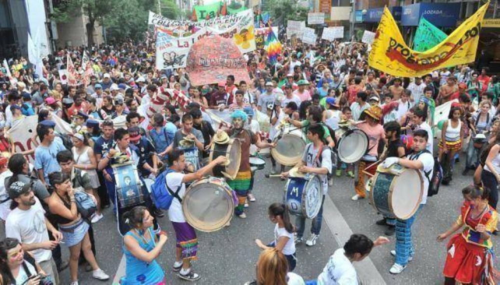 Masivo reclamo contra el C�digo de Faltas