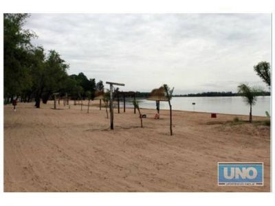 Clubes polemizan y reverdece el debate por el uso de la costa