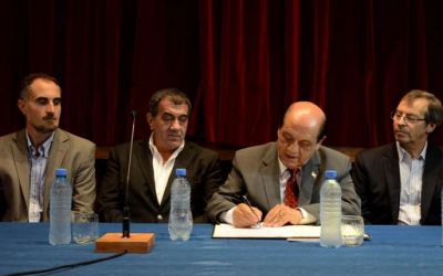 Se construir�n 4 complejos ambientales en Entre R�os