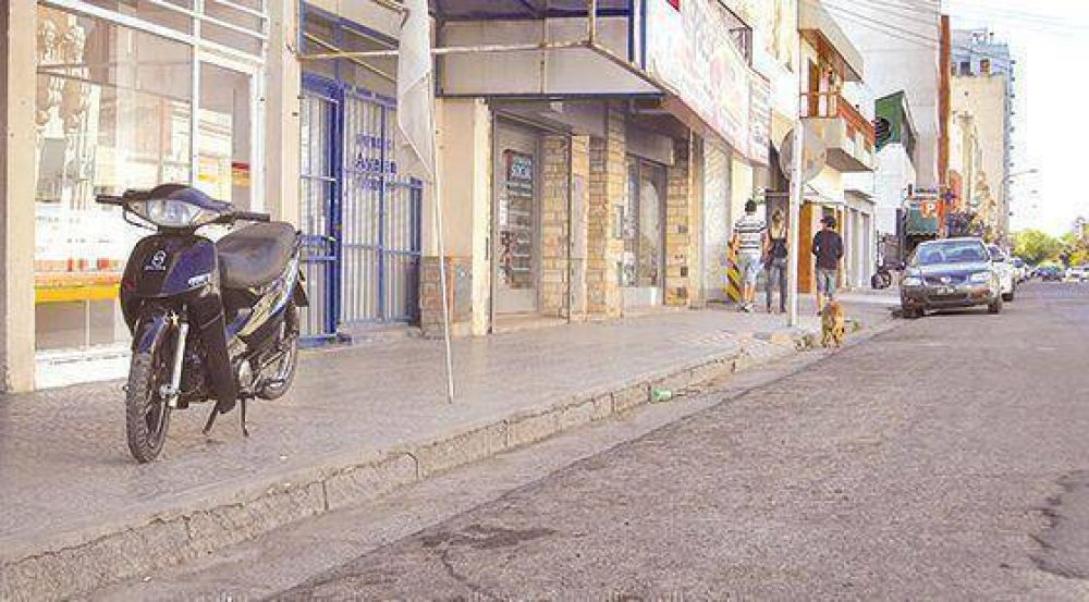 Menos autos estacionados tras el aumento de tarifas