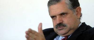 Desde Caracas, Ricardo L�pez Murphy asegura que "Ch�vez incita a la crispaci�n"