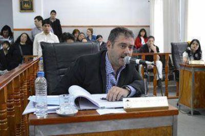 Fadul present� proyectos para vecinos del 499 y el 207 Viviendas