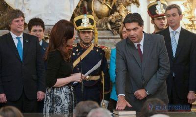 Jur� Capitanich y Colombi lo reconoci� como un �conocedor� de las provincias