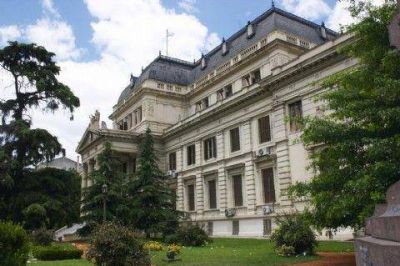 FAP y UCR presentaron interbloque y confirmaron que acompa�ar�n el presupuesto y el endeudamiento