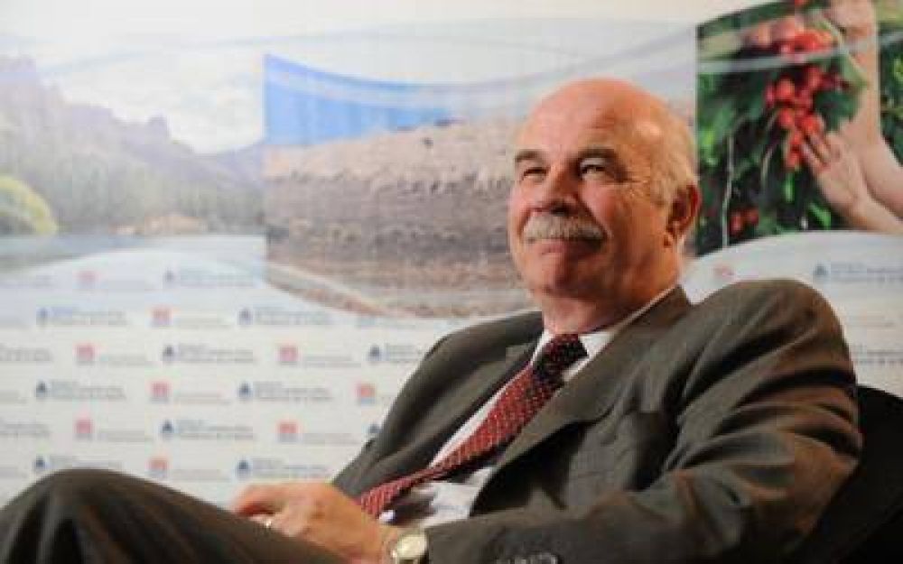 Casamiquela: "Est�n todos los canales de di�logo abiertos"