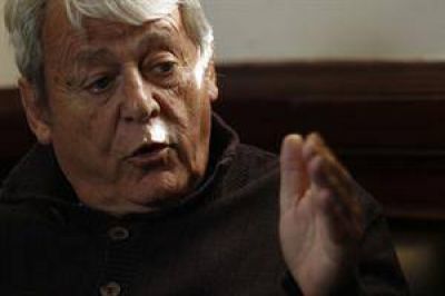 Carlos Kunkel justific� el nuevo gabinete: "Perdimos un mill�n de votos, por eso hicimos todos estos cambios"