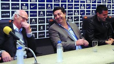 Angelici: "Sin t�tulos es dif�cil renovar, aunque se trate de Bianchi"