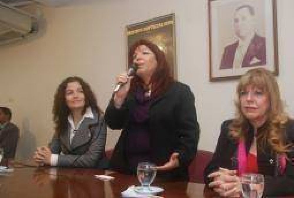 Fuerte respaldo pol�tico cosechan candidatos de la alianza Luna-Quintela