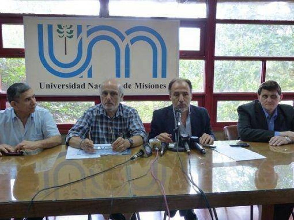 Entregaron fondos a la UNAM para mantener albergues estudiantiles