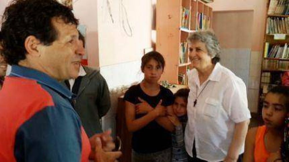 Curuchet con aportes para el hogar de la Hermana Marta