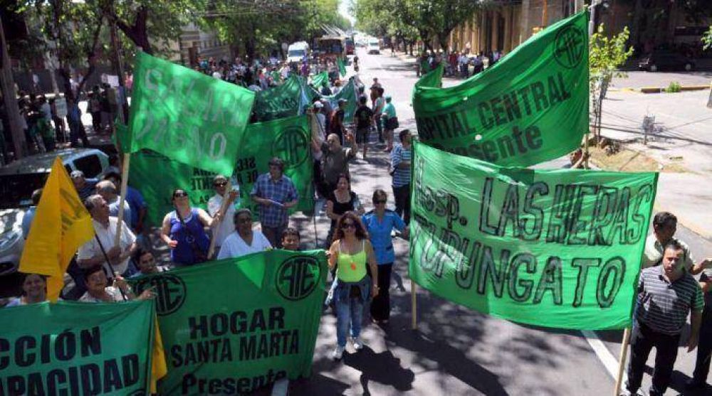 Los gremios estatales piden otras paritarias antes de fin de a�o