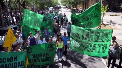 Los gremios estatales piden otras paritarias antes de fin de a�o