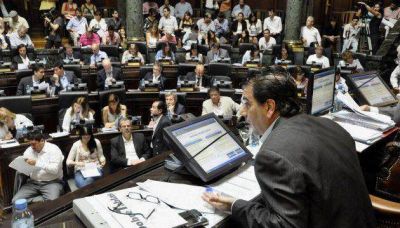 AUSA: aprueban endeudamiento por 130 millones de d�lares