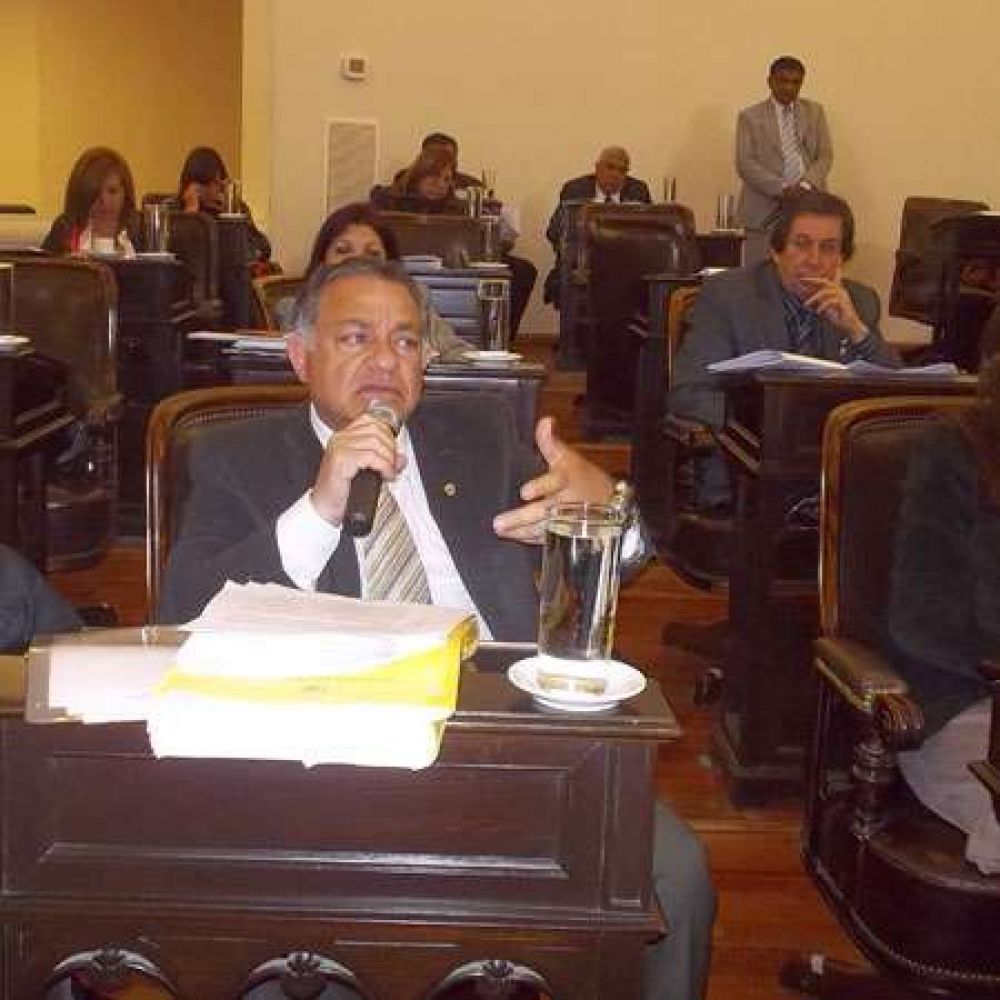 Cham�a: "El presupuesto 2014 es el programa de gobierno que conduce Beder Herrera"