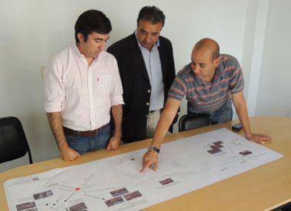 Anuncian el inicio del acueducto que llevar� agua hasta Patqu�a