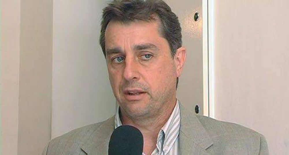 "Construir algo nuevo y que sea opci�n para el 2015"