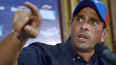 Capriles llam� a una masiva protesta contra los superpoderes de Maduro
