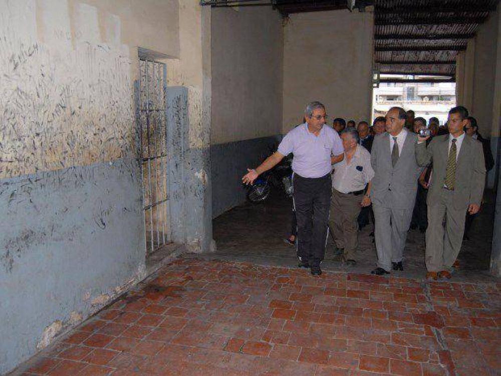 Inspecci�n ocular en la Central y el Penal