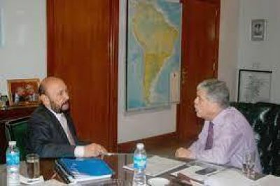 El ministro De Vido elogio a Formosa por sus progresos en universalizar la conectividad