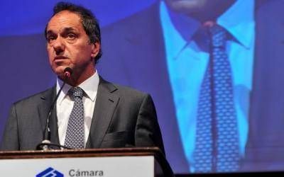 Scioli contra intendentes: "Se quejan de la inflaci�n pero aplican tasas de m�s del 40 por ciento"