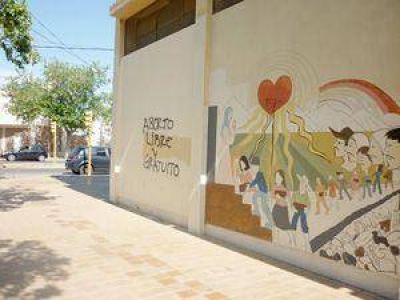 Aparecieron pintadas en instituciones de la Iglesia
