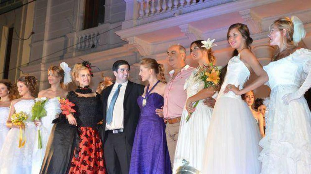 Villaguay celebr� los 190 a�os con la inauguraci�n del Parque Termal	 