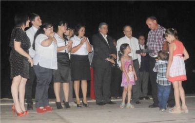 Bacileff anunci� la construcci�n del edificio para la Escuela Superior de Salud P�blica