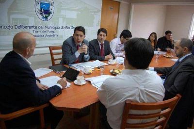 El Ejecutivo finaliz� la presentaci�n del presupuesto municipal al Concejo Deliberante