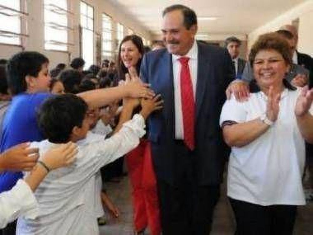 �El patrimonio m�s grande es la educaci�n�