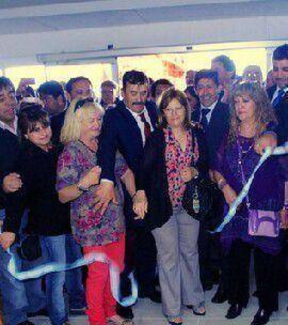 Inauguraron terminal de omnibus