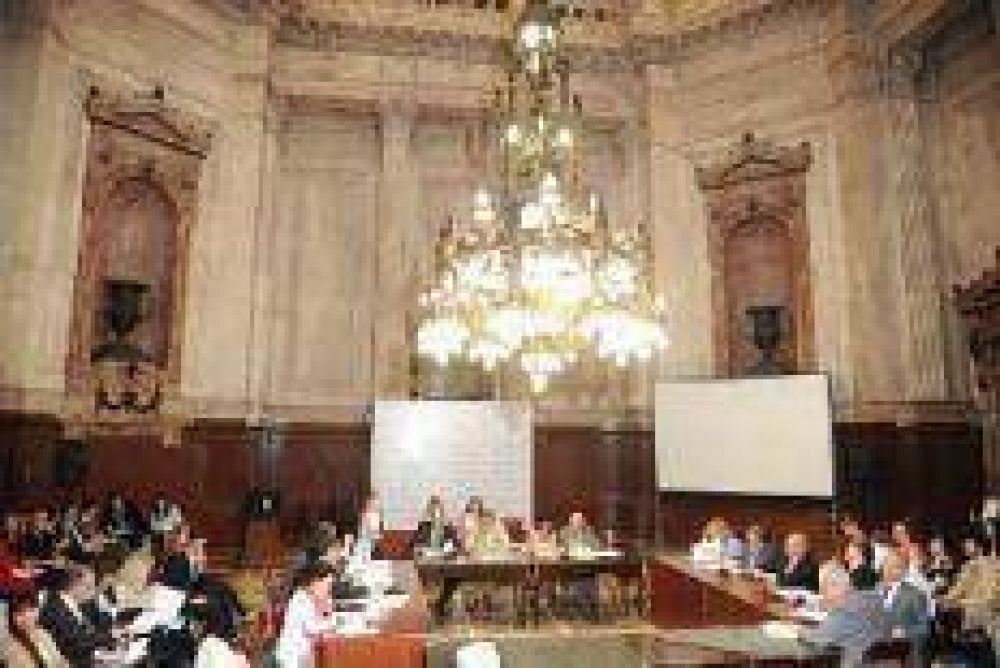 El Gobierno posterg� hasta marzo la sanci�n del C�digo Civil