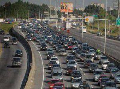 Fin de semana largo: ingresaron cerca de 2 mil veh�culos por hora
