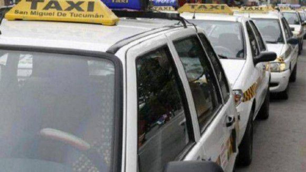Taxistas insisten con pedido de un nuevo aumento en la tarifa