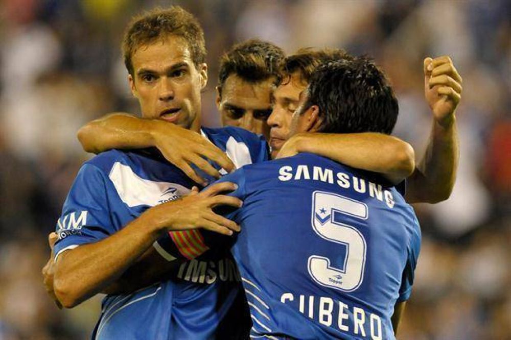 V�lez se lo dio vuelta a Godoy Cruz y qued� a tres de San Lorenzo