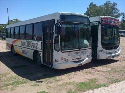 Choferes extendieron el paro en el Transporte Carlos Paz