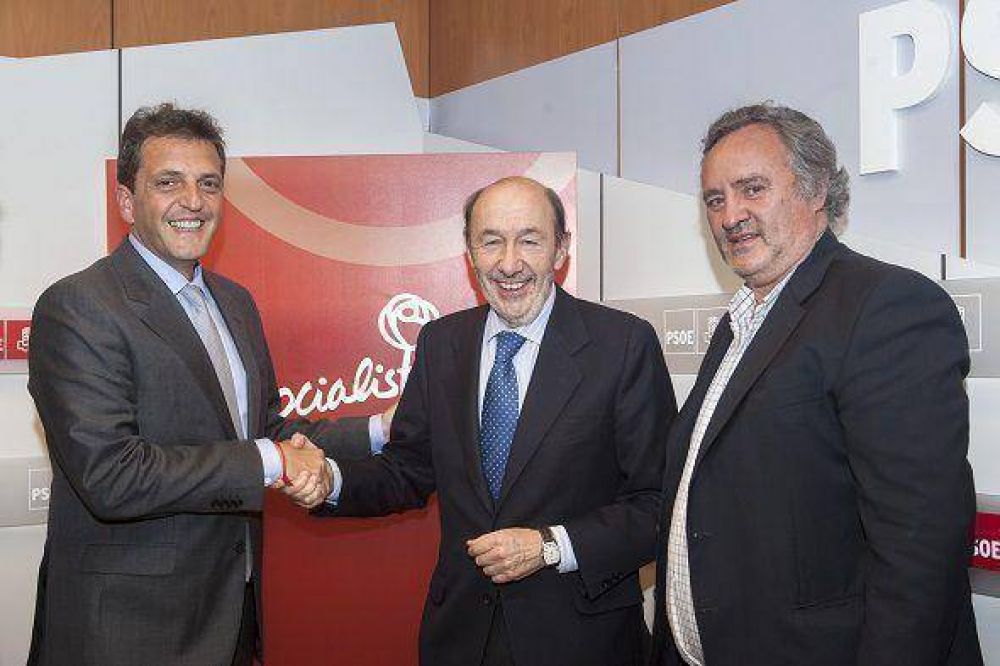 Massa se reuni� con referente del Partido Socialista Obrero Espa�ol