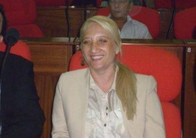 Ver�nica Gin�s anunciar� su pase al Frente Renovador la semana que viene