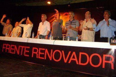  Dirigentes del massismo de Tres de Febrero recordaron el D�a del Militante