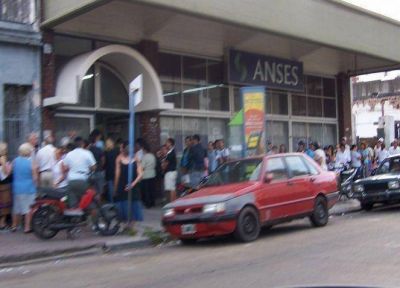Anses Quilmes cerrado por reformas: Abren puntos de atenci�n alternativos