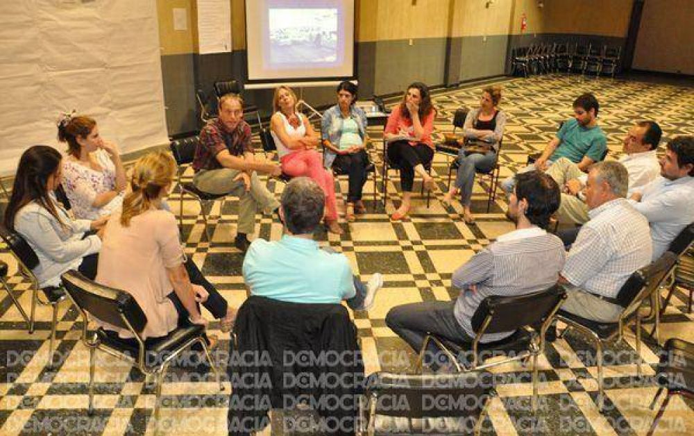 Comercio: Buscan estrategias para fortalecer las ventas en la Ciudad