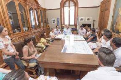 El Gobierno Municipal entreg� cr�ditos y subsidios a microemprendedores