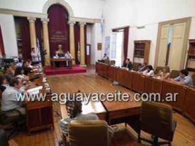 Inza resisti� y gobernar� hasta 2015