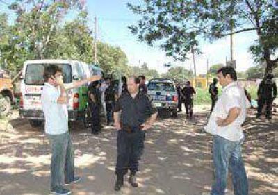 Destruyen patrulleros y lesionan a polic�as