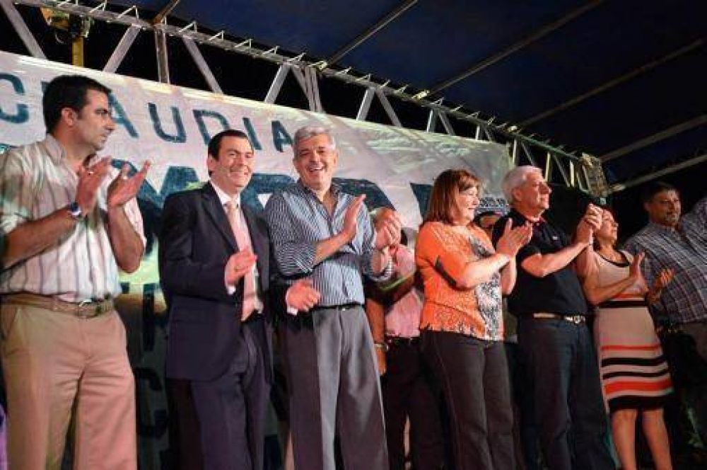 Zamora retom las aspiraciones de Ral Alfonsn y Nstor Kirchner", indic Julin Domnguez