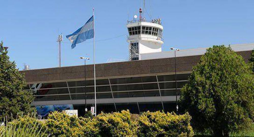 Confirman vuelos de Fisherton a Florian�polis