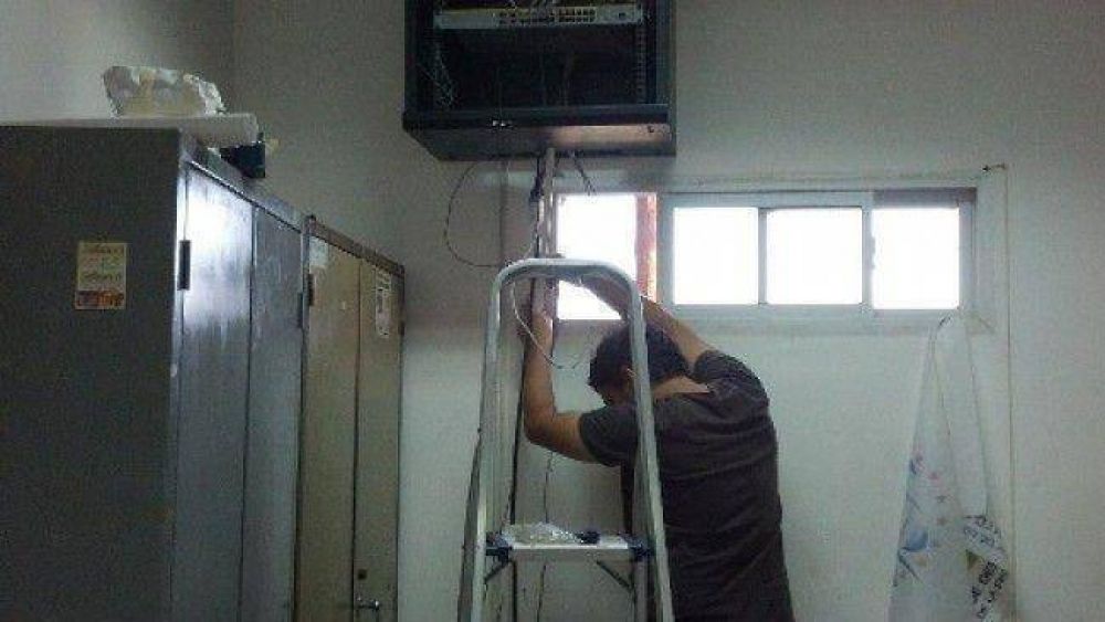 M�s mejoras para hospitales del interior